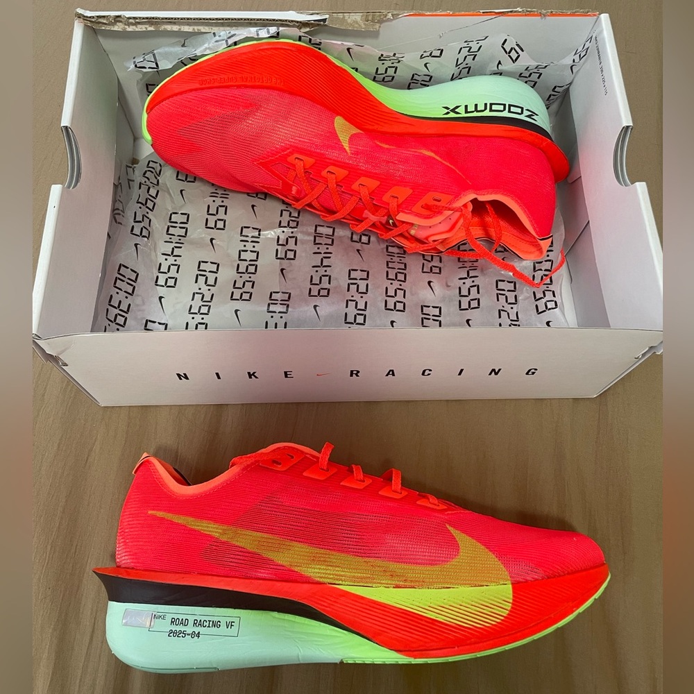 Nike Vaporfly 4% Men’s Size 9.5